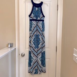 Elle size 2 maxi dress